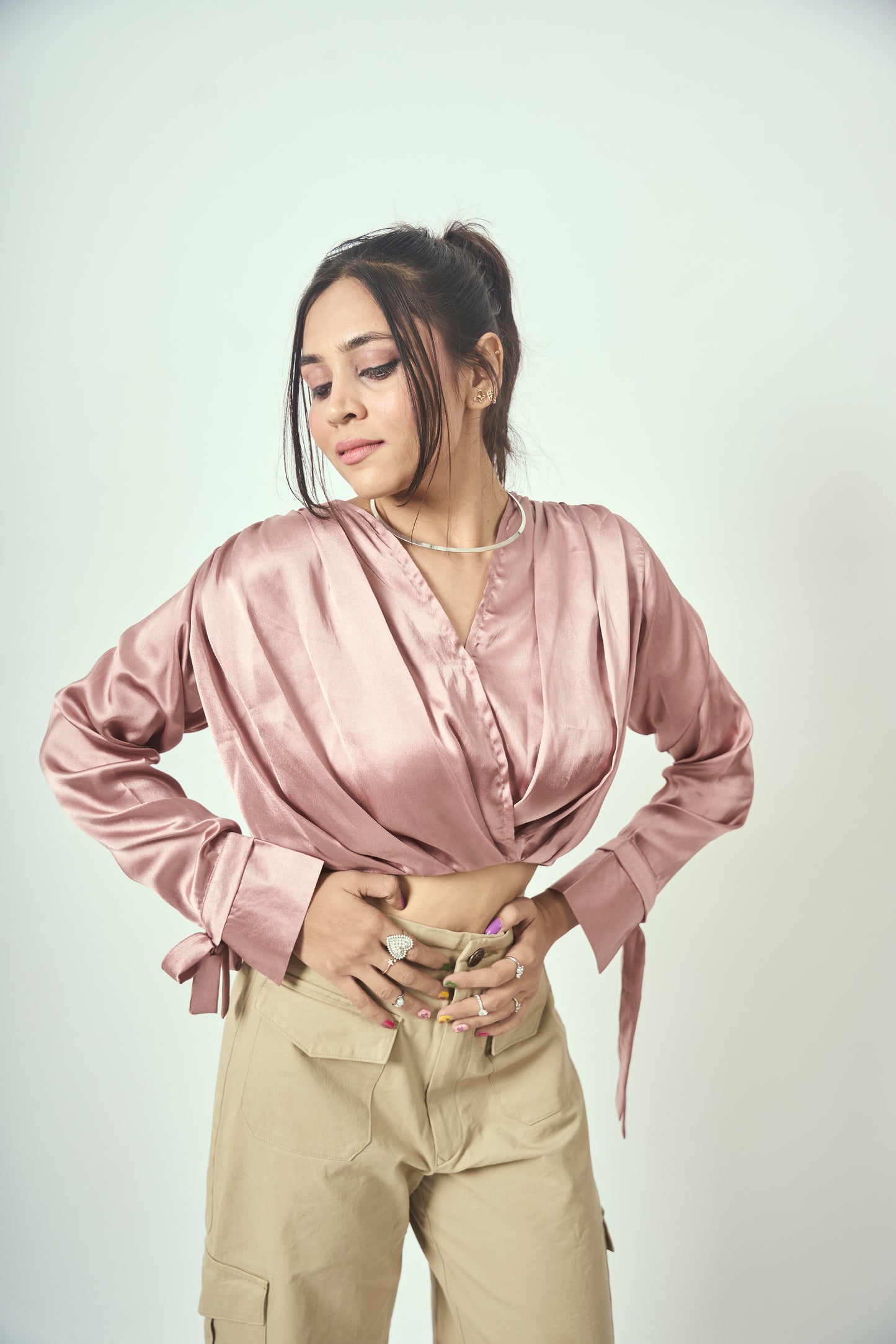 DRAPE MY ASSETS TOP IN MAUVE